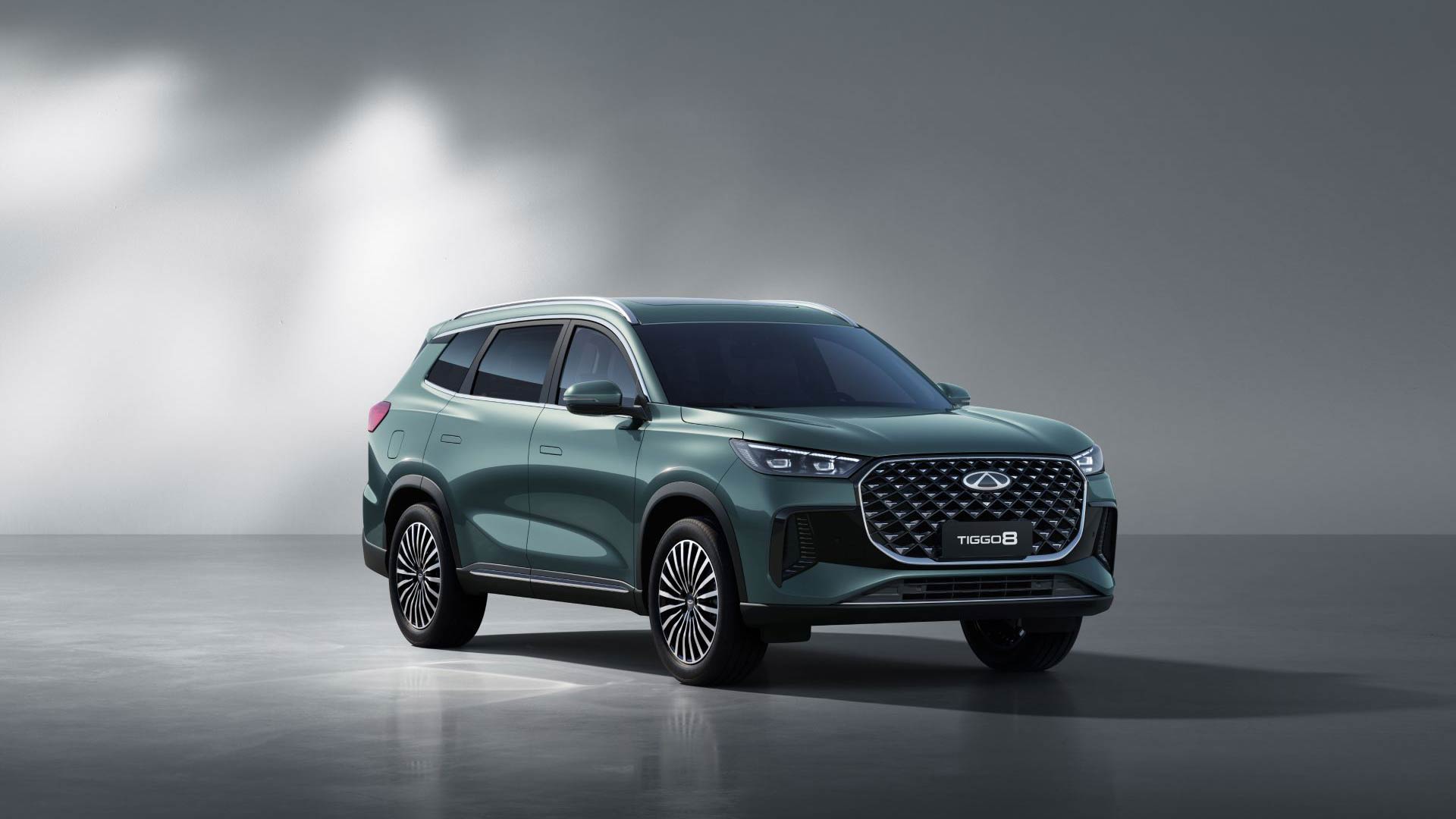 Chery Tiggo 8 2026 Mayıs Bayi Fiyatı: 2.450.000 TL — 7 Kişilik SUV'da Çinli Alternatif